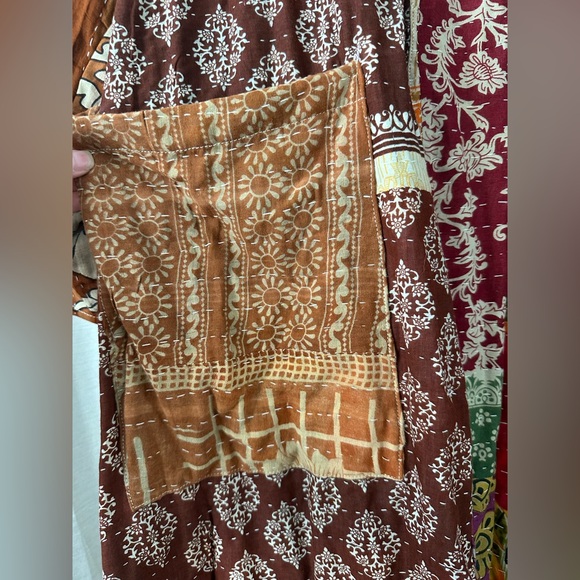 Kantha Bae Trench Robe - Picture 5 of 12
